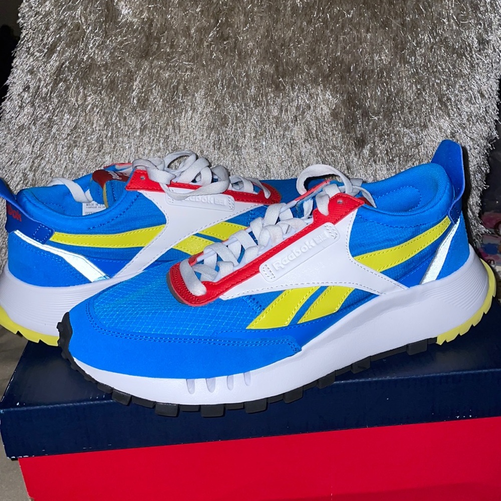 Multi color sneaker